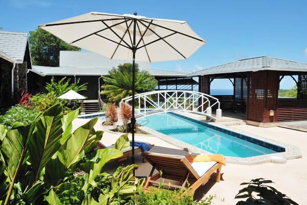 Spring Hotel Bequia 1