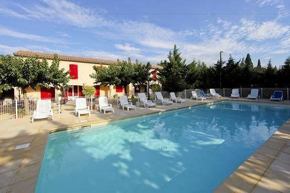 Hôtel PRATO PLAGE 1