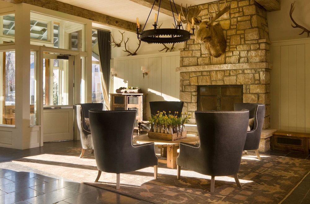 Eleven Scarp Ridge Lodge 2