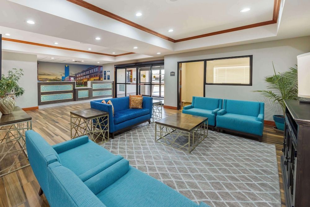 Best Western Plus Midwest City Inn & Suites 2