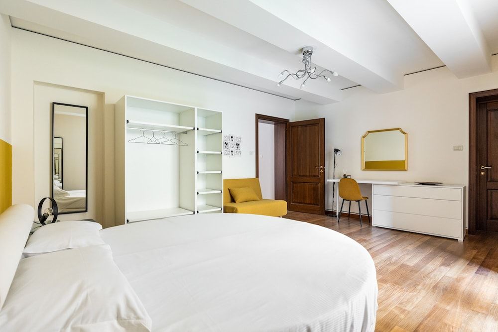 Strada Maggiore Apts by Wonderful Italy 2