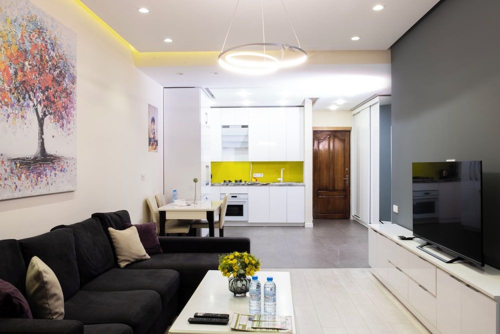Welcome Northern Avenue Apartments 2