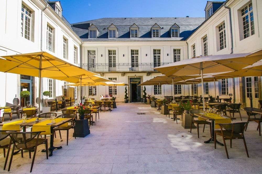 LE CASTEL D'ALTI 1