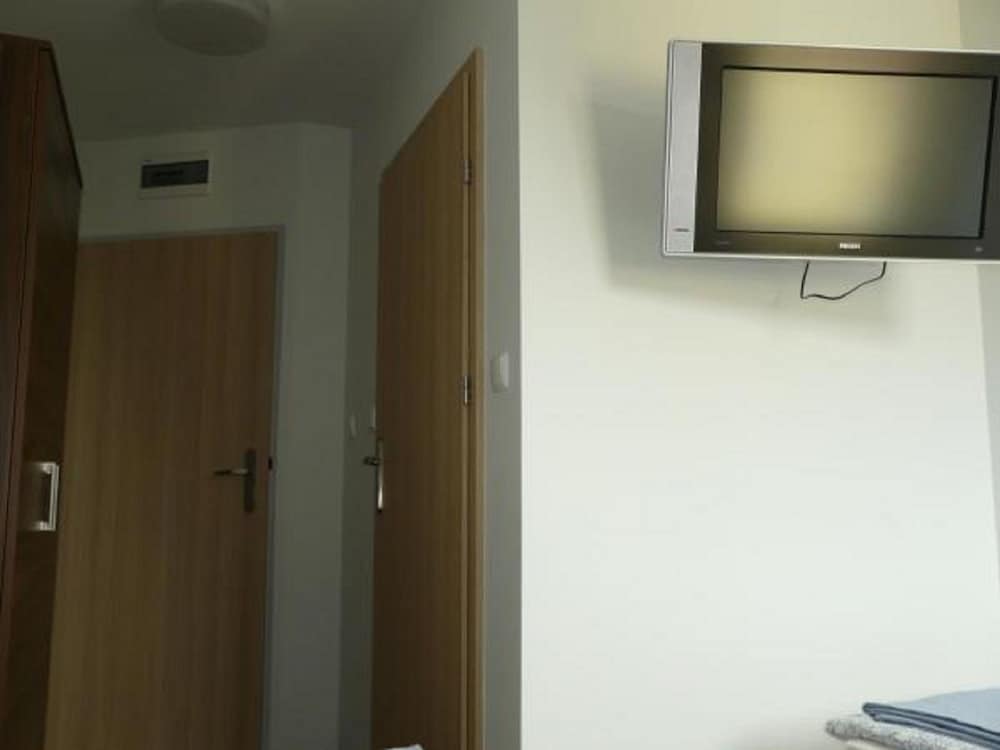 Amber House 2