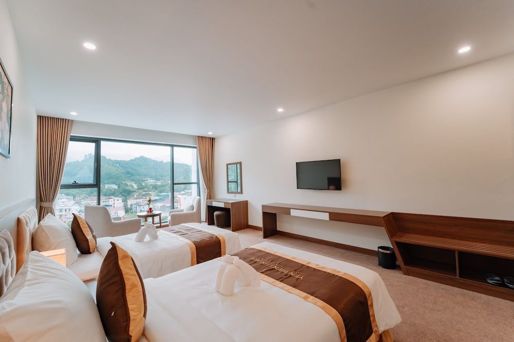 YEN BIEN LUXURY HOTEL 2