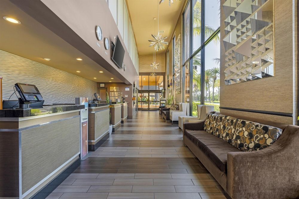 Best Western Plus Stovall's Inn 2