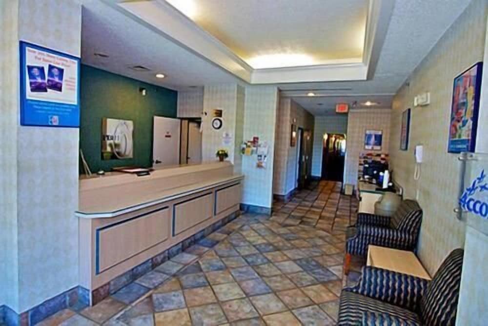 Motel 6-Seymour, IN - North 2