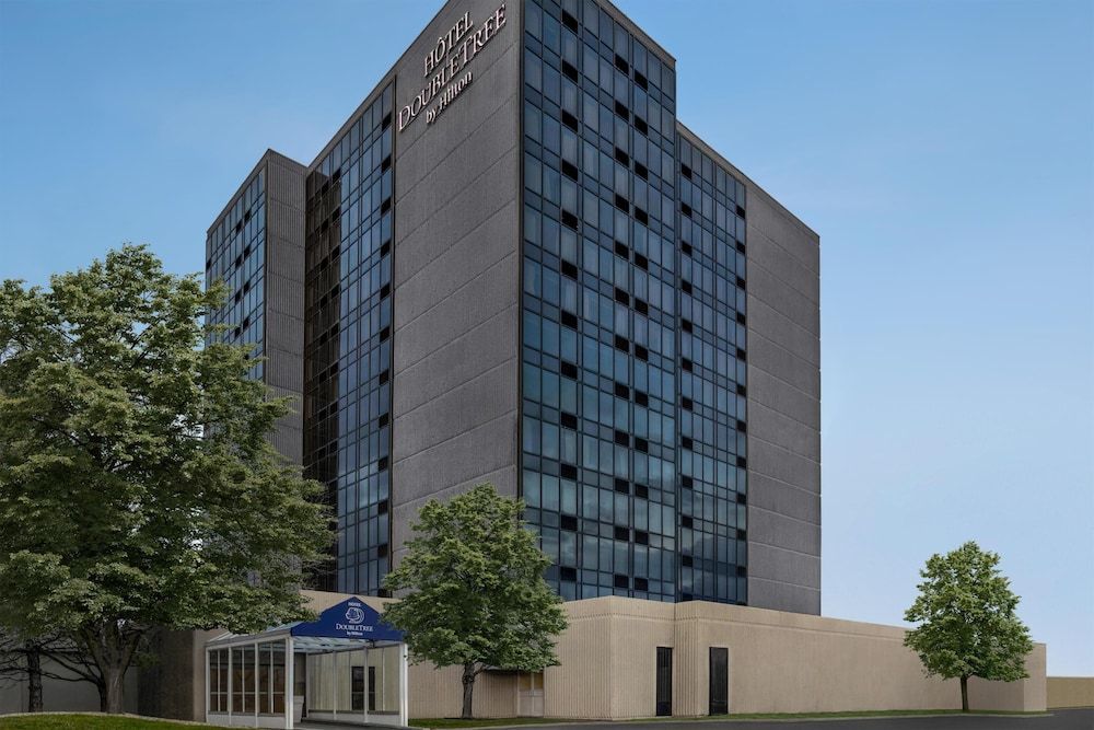 Doubletree By Hilton Pointe Claire Montreal Airport West 1