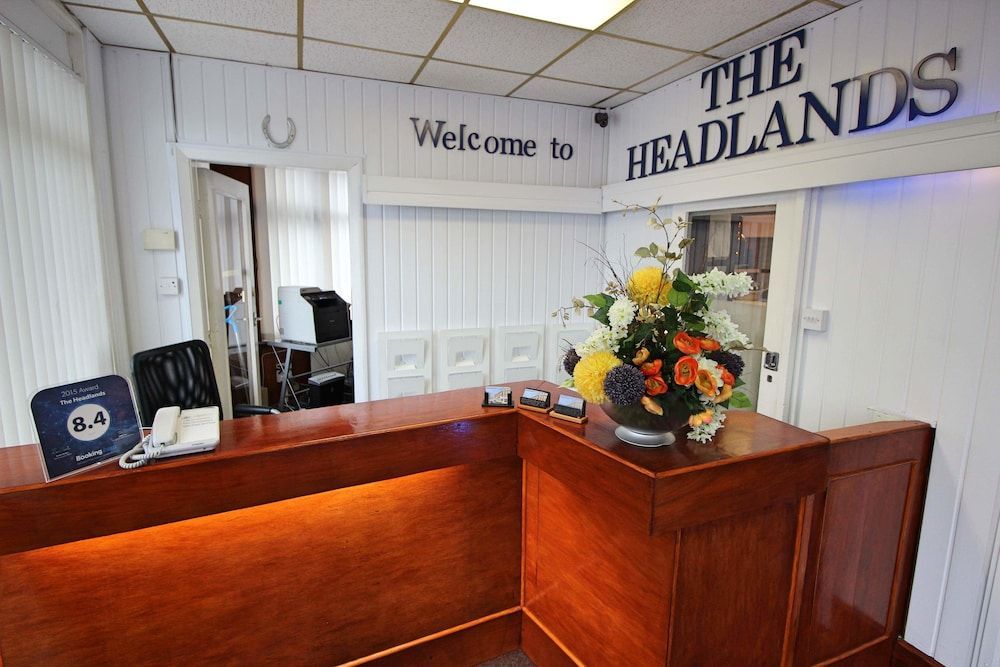 The Headlands 1