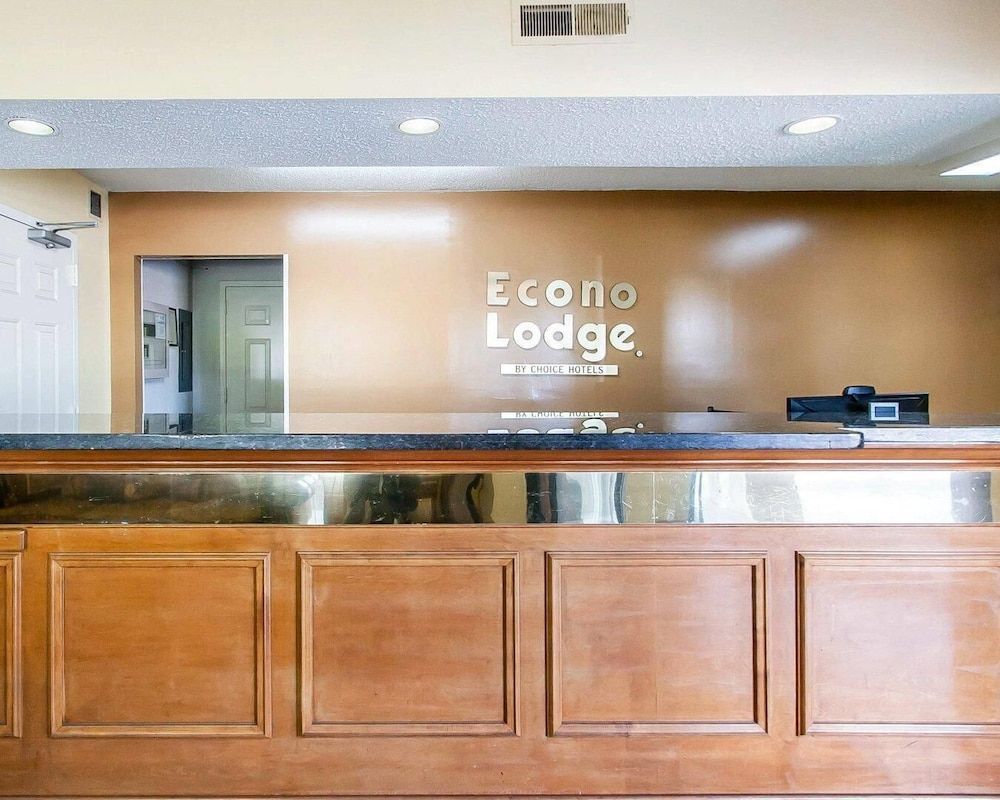 Econo Lodge Inn & Suites Murfreesboro Shopping District 2