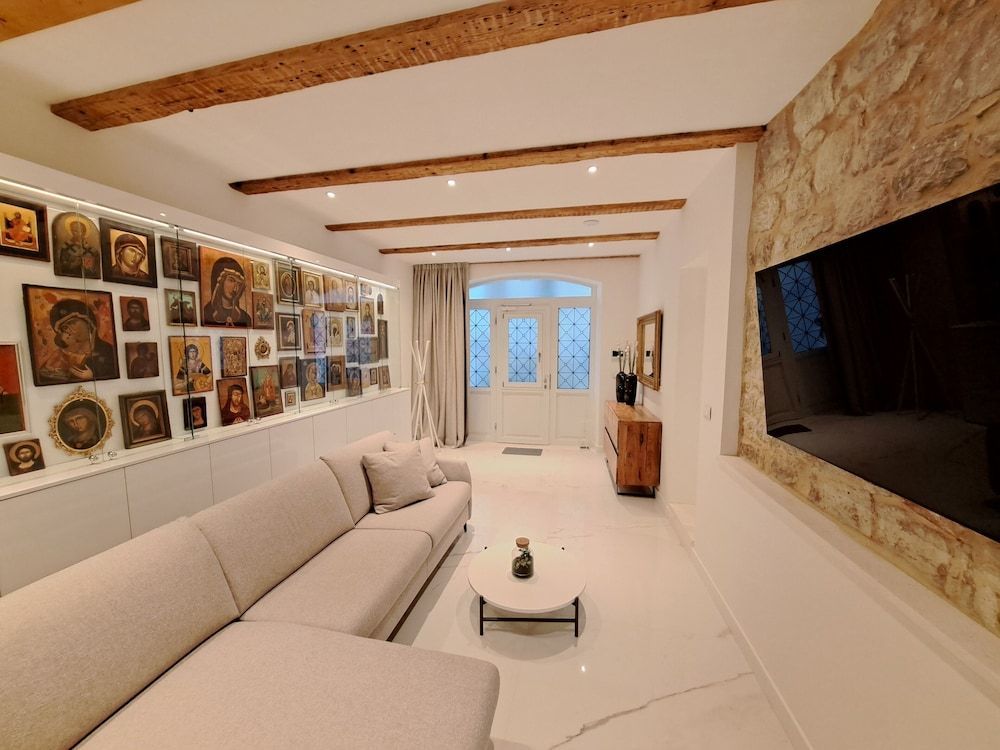 House Olenta 1