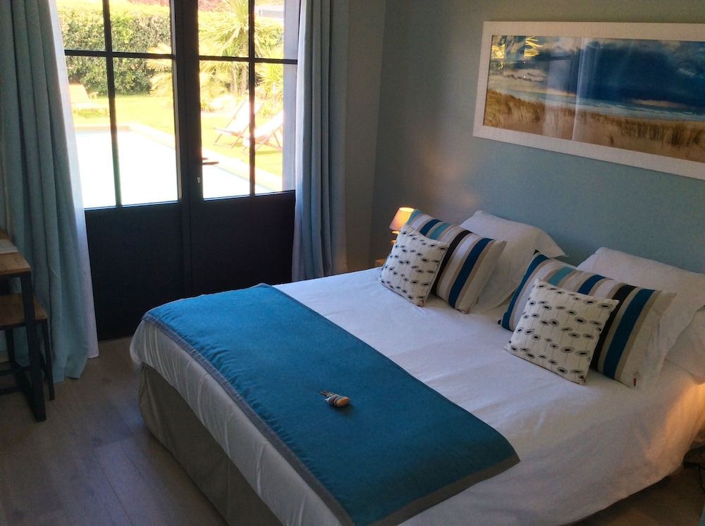 3 chambres d'hôte de charme et chambre de luxe indépendante Ô Bois Plage 2