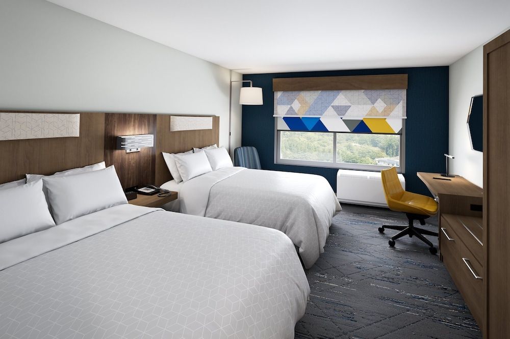 Holiday Inn Express & Suites FT. WORTH - HALTOM CITY by IHG 2