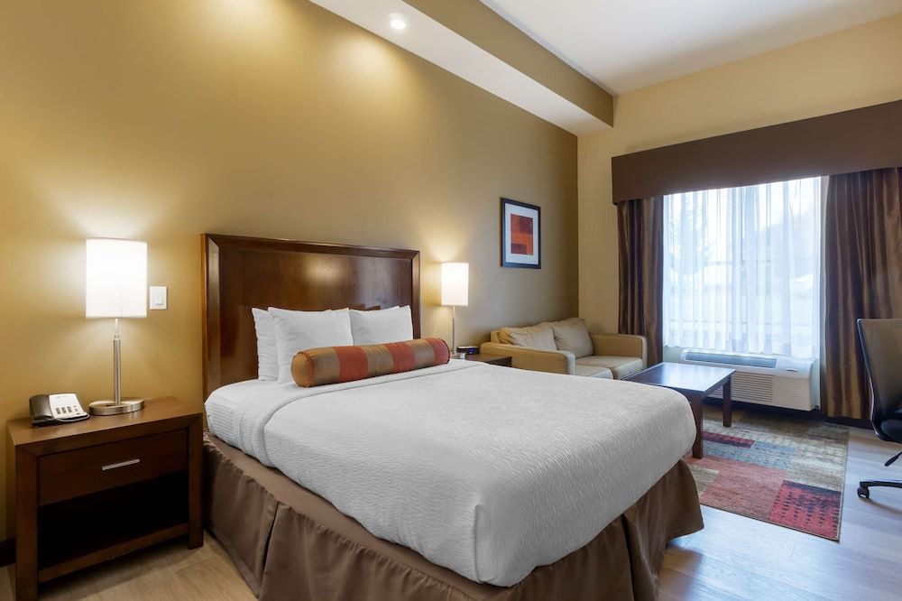Best Western Plus Lacey Inn & Suites 1