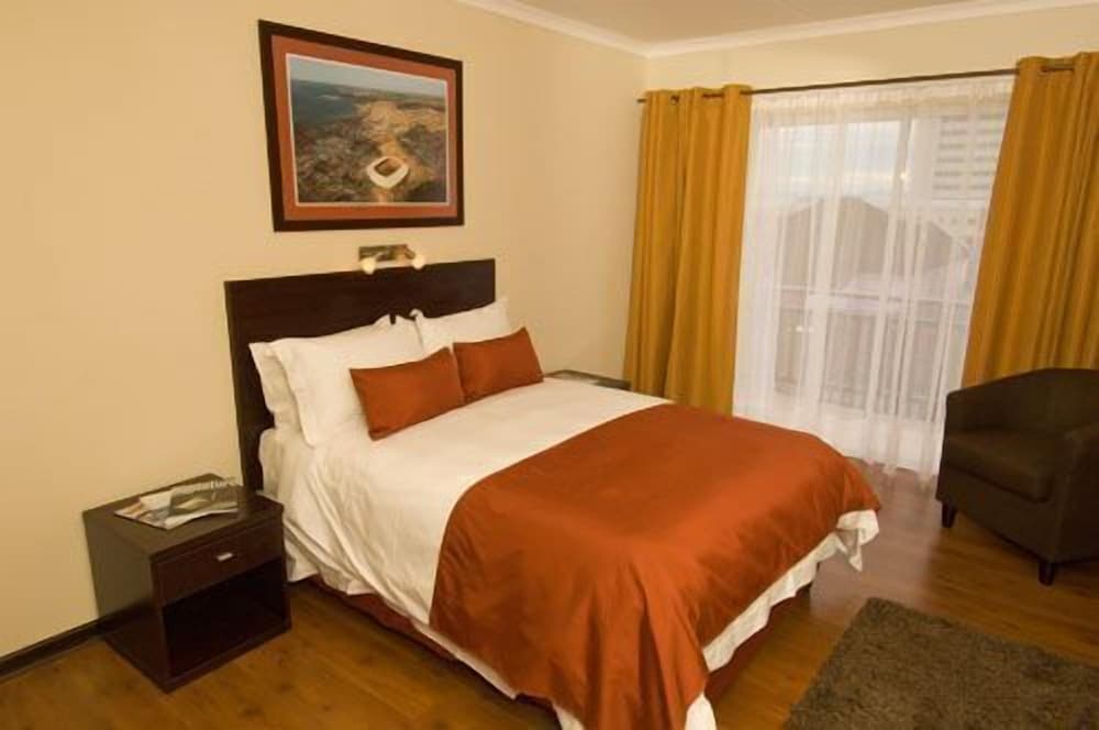 Algoa Bay Bed & Breakfast 2