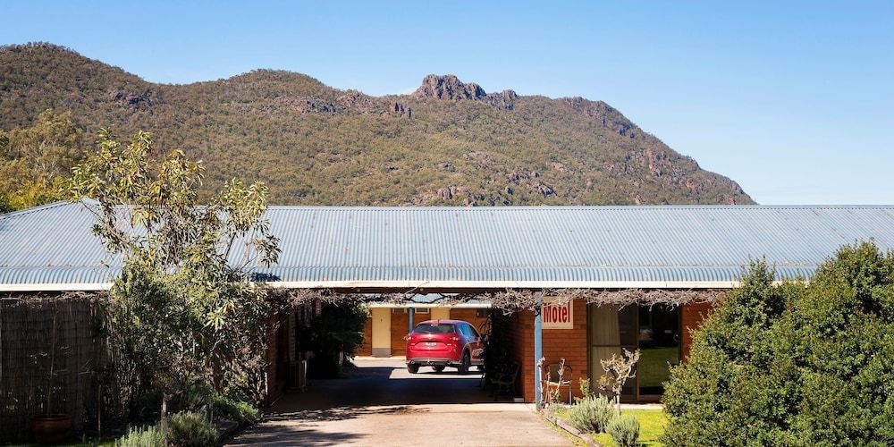 Kookaburra Motor Lodge 1