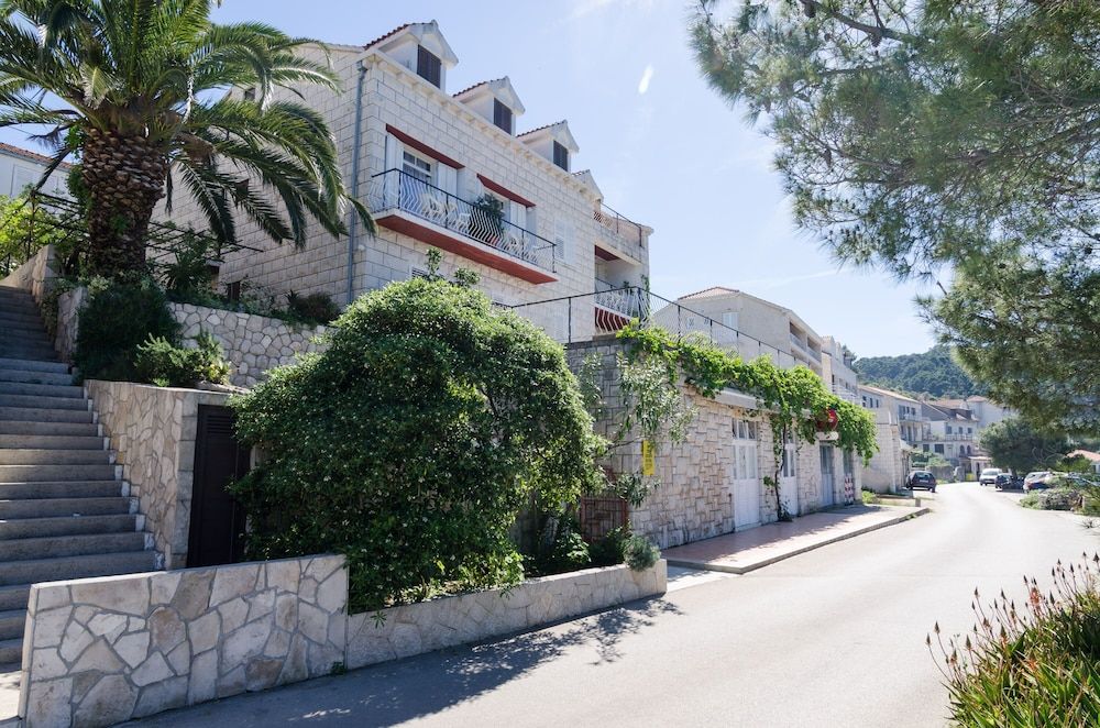 Apartments Palma 1