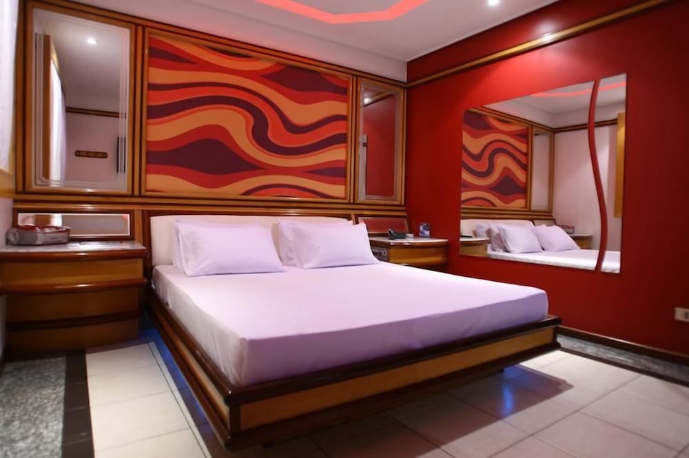 Rivieras Motel (Adult Only) 1