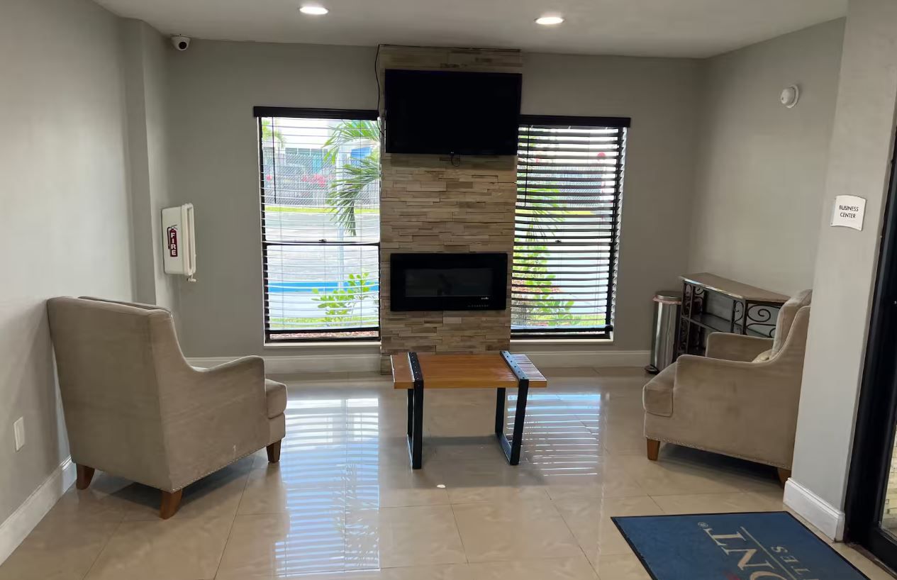 Baymont by Wyndham Orlando Downtown 2