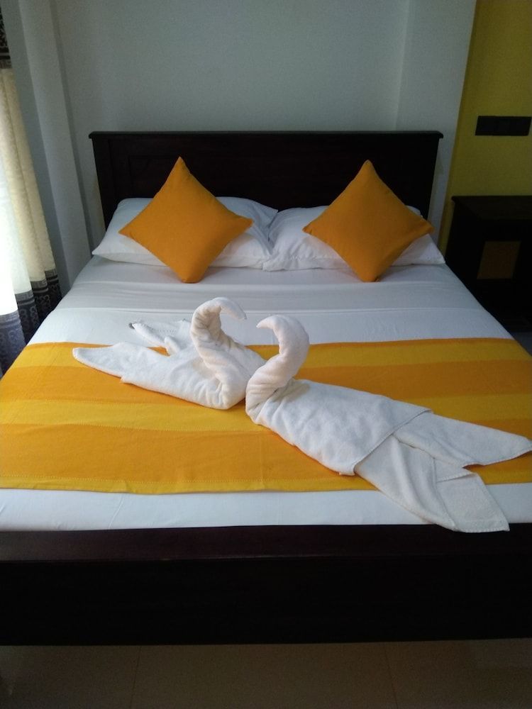 AMRON RESORT SIGIRIYA 2