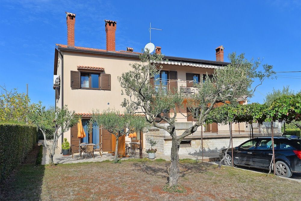 Apartments Pam 379 1