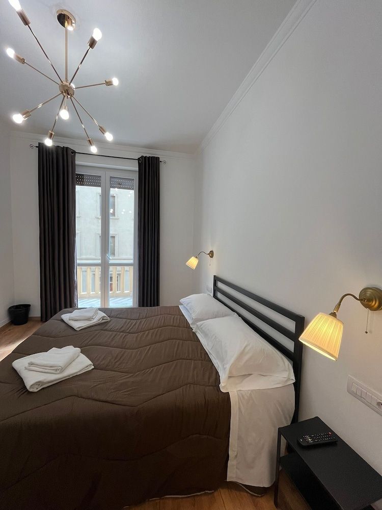 Prime Rooms Della Loggia 2