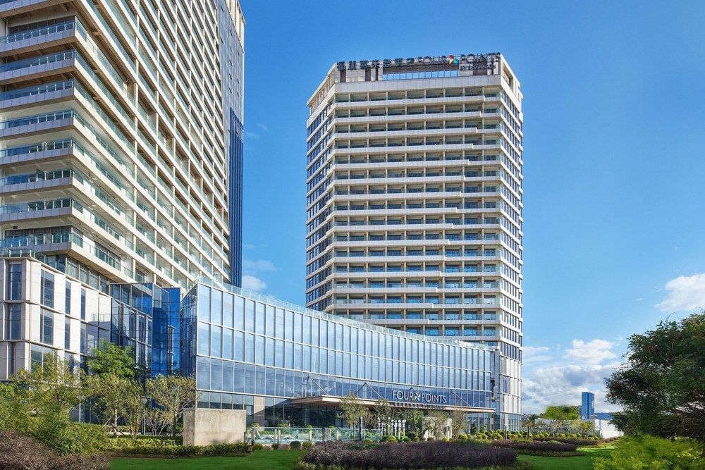 Four Points by Sheraton Dali, Erhai 1