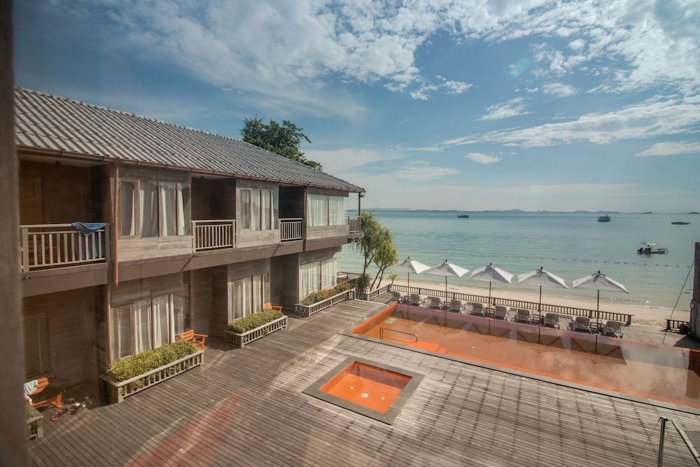 Baan Ploy Sea 1