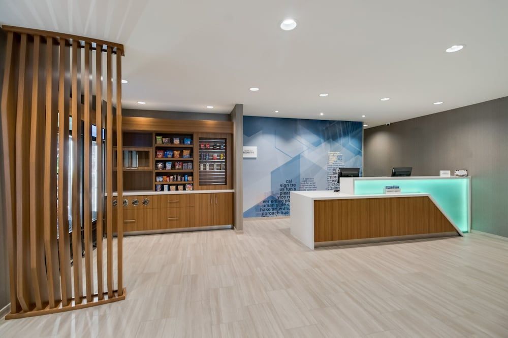 SpringHill Suites by Marriott Dallas NW Highway at Stemmons / I-35East 2