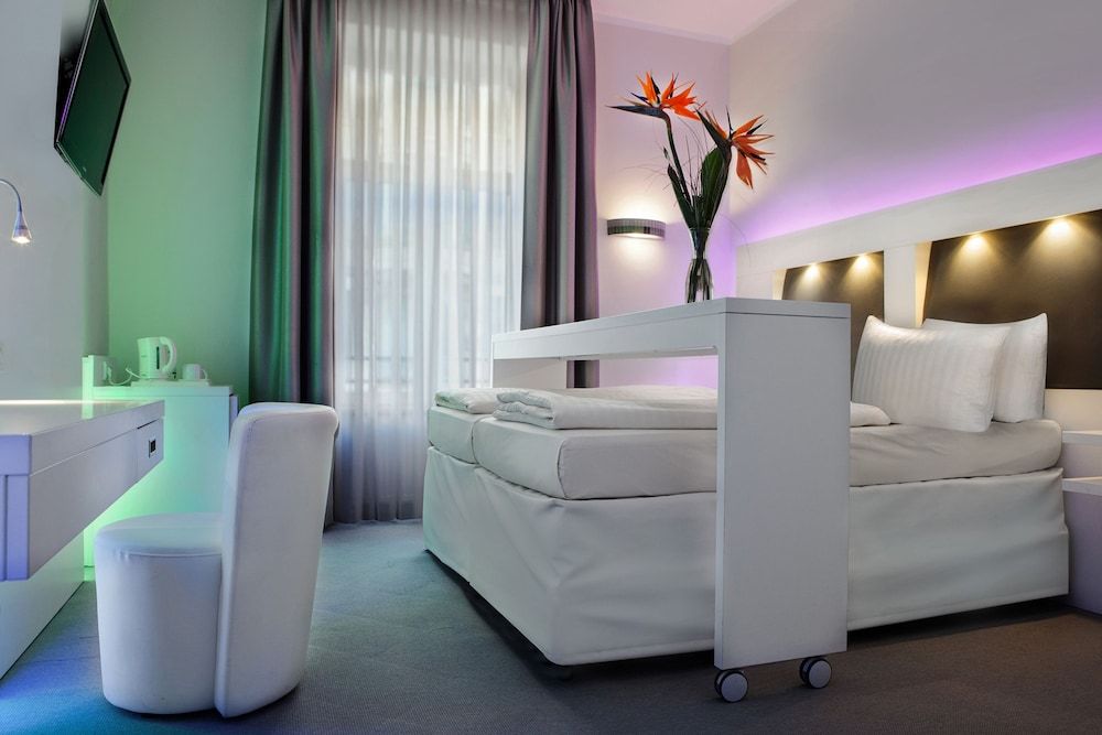 Grand Hotel Downtown - Frankfurt Central Station - Boutique Design Hotel 1