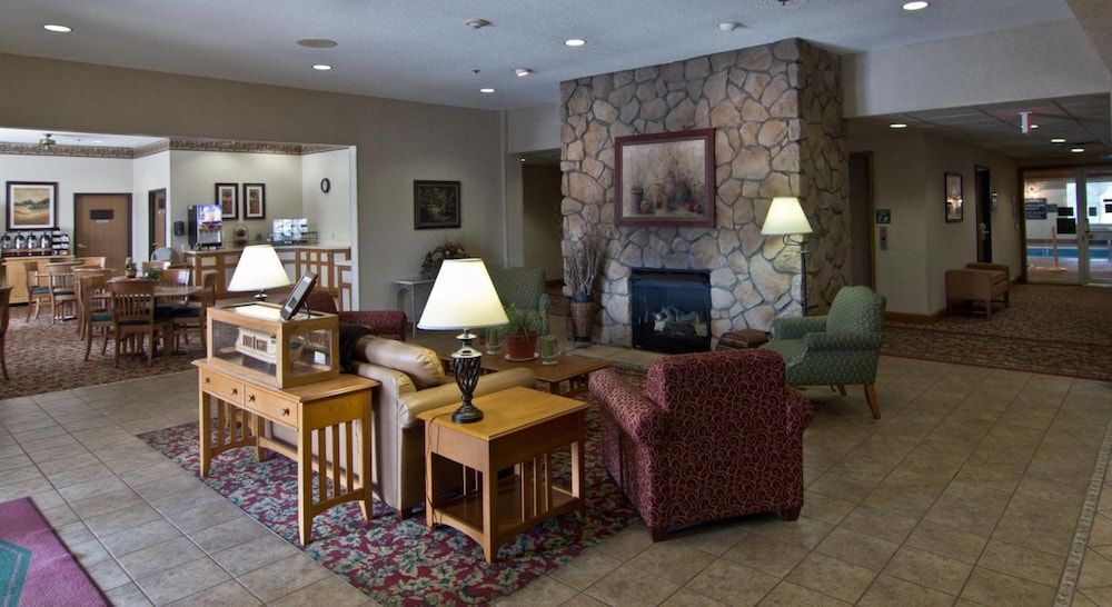 Coshocton Village Inn & Suites 2