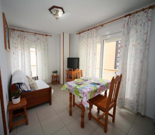Apartamentos La Proa 2