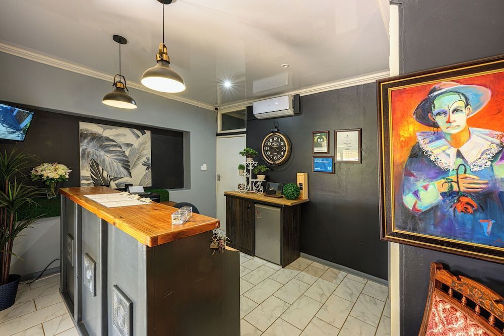 Graceland Guesthouse 2