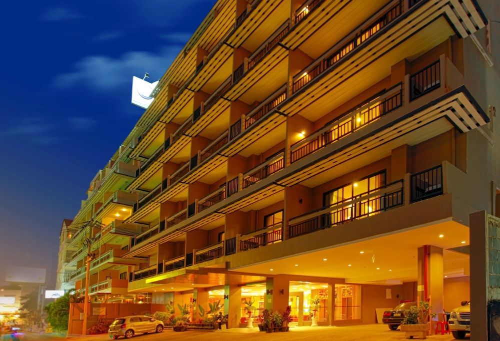 Pattaya Loft 1