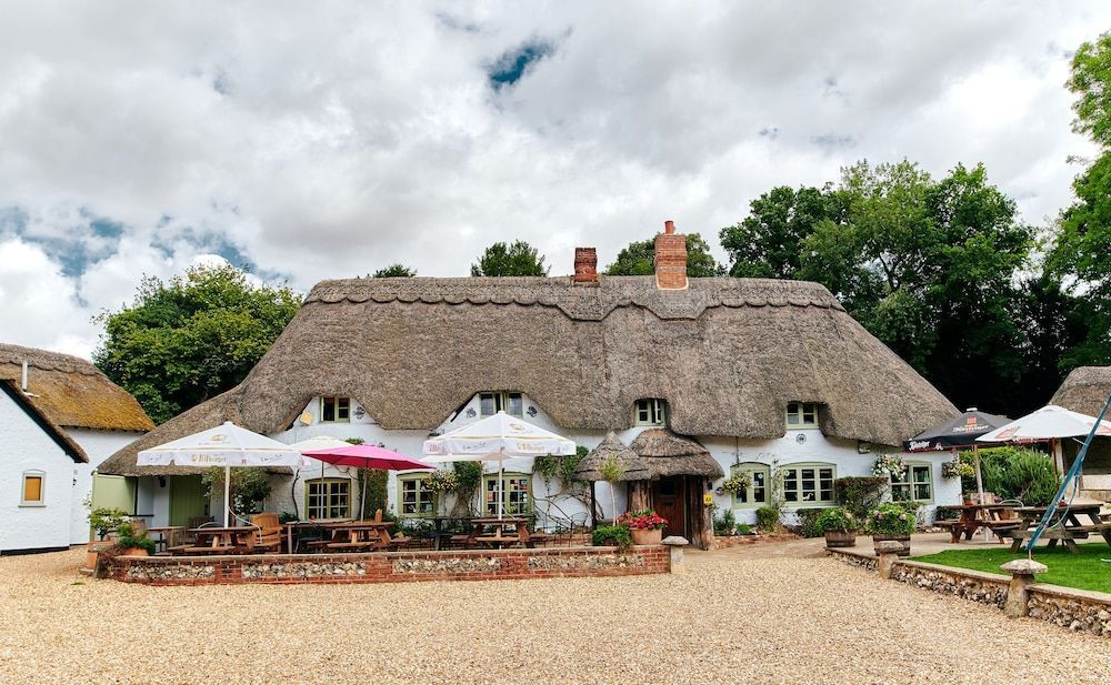 The Hatchet Inn 1