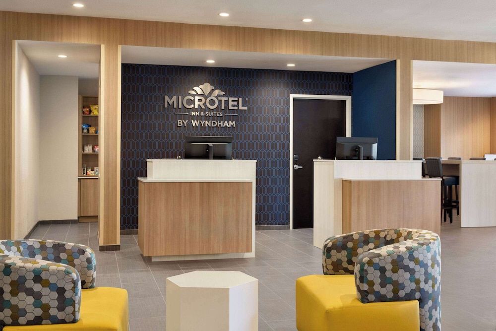 Microtel Inn & Suites by Wyndham Gambrills 2