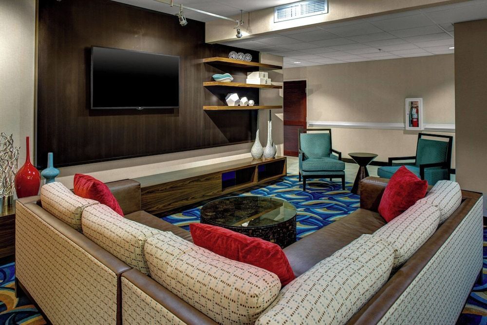 Courtyard by Marriott Riverfront New Bern 2