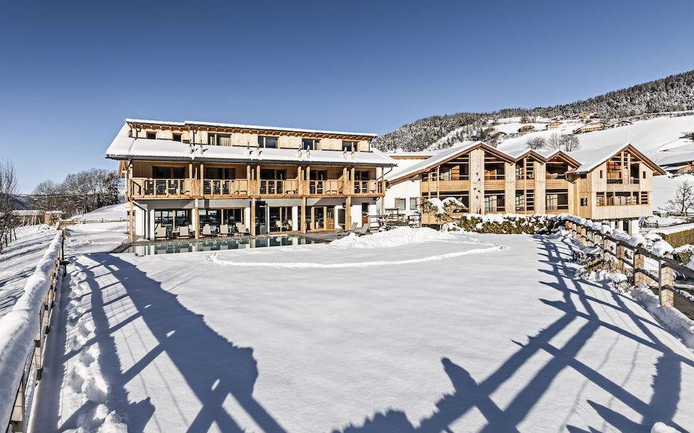 Sonus Alpis - Adults Only 1