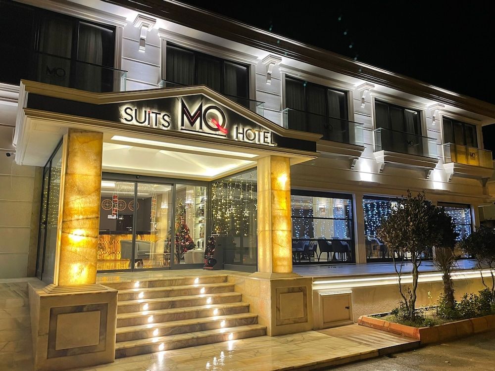 MQ Hotel Suites & SPA 1