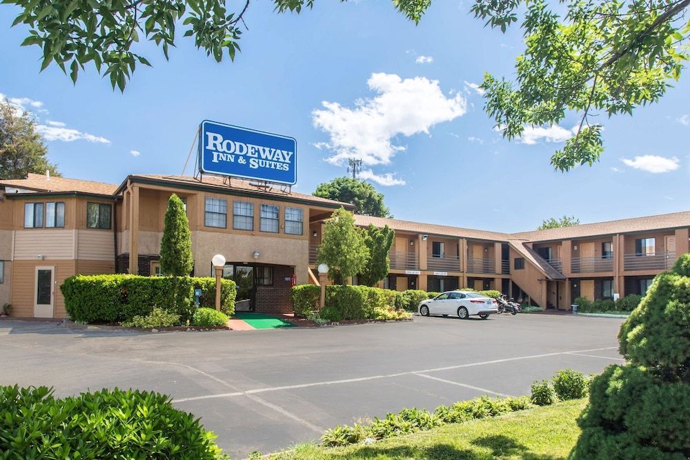 Rodeway Inn & Suites Branford - Guilford 1
