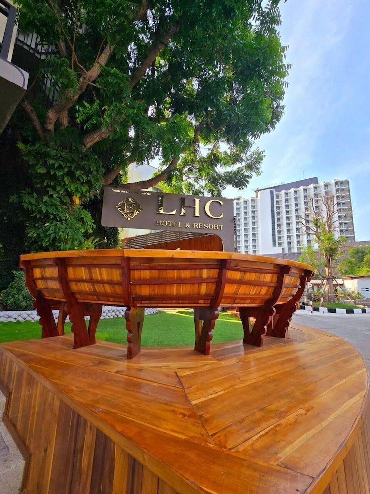 LHC HOTEL AND RESORT 1