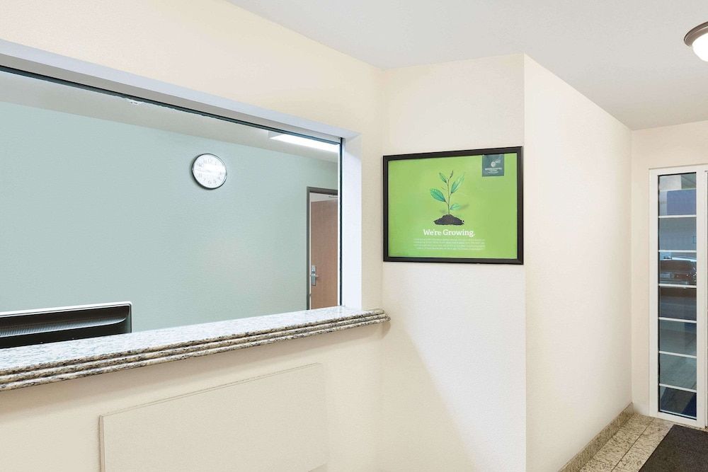 WoodSpring Suites Tyler Rose Garden 2