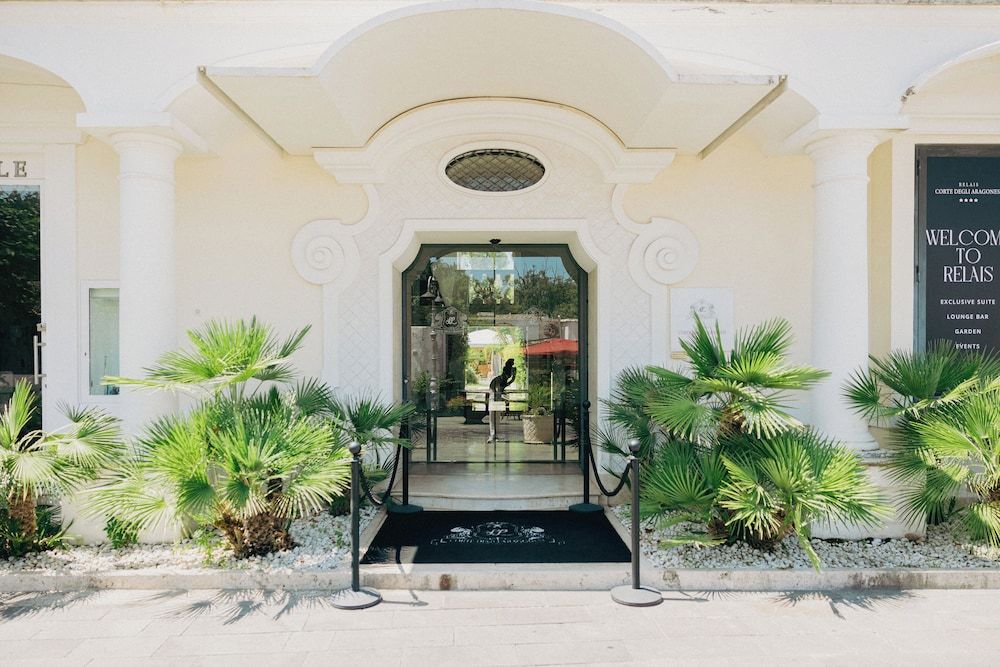 Relais Corte Degli Aragonesi 1