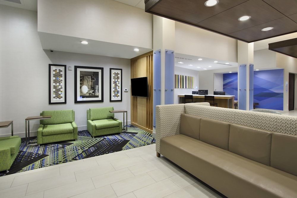 Holiday Inn Express & Suites DALLAS-FRISCO NW TOYOTA STDM by IHG 2