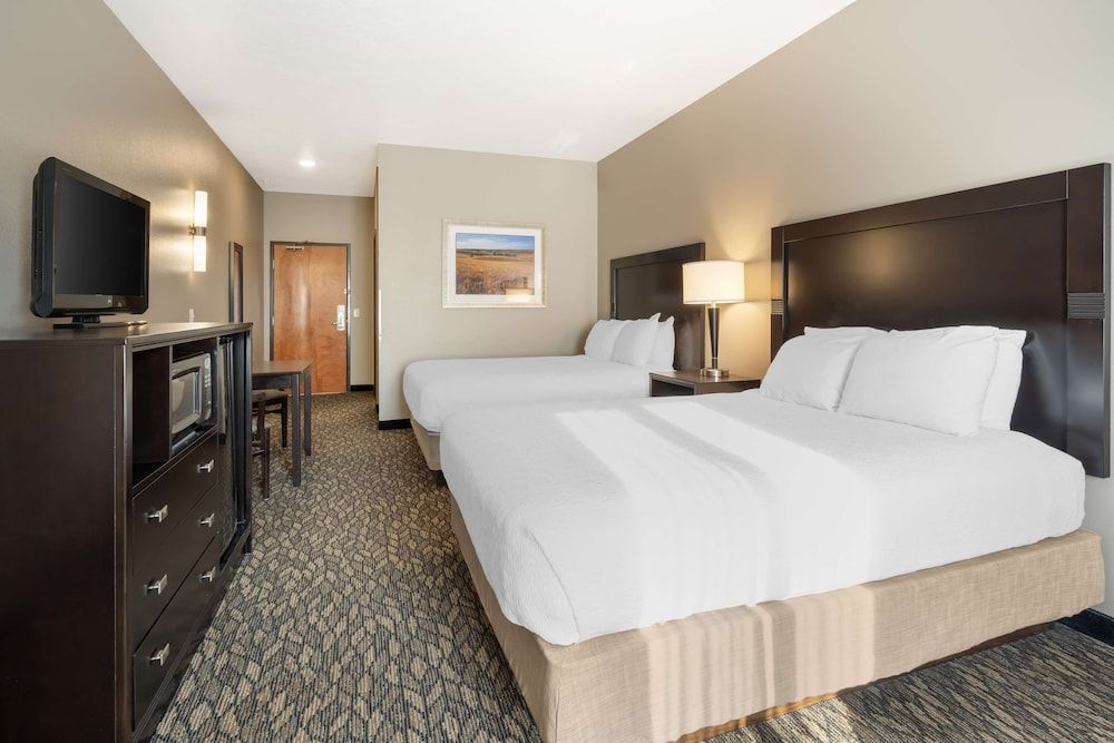 Best Western Wheatland Inn 1