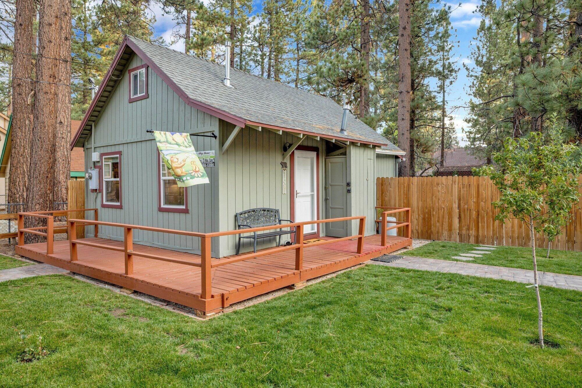 Beary Cozy Cabin #2315 1