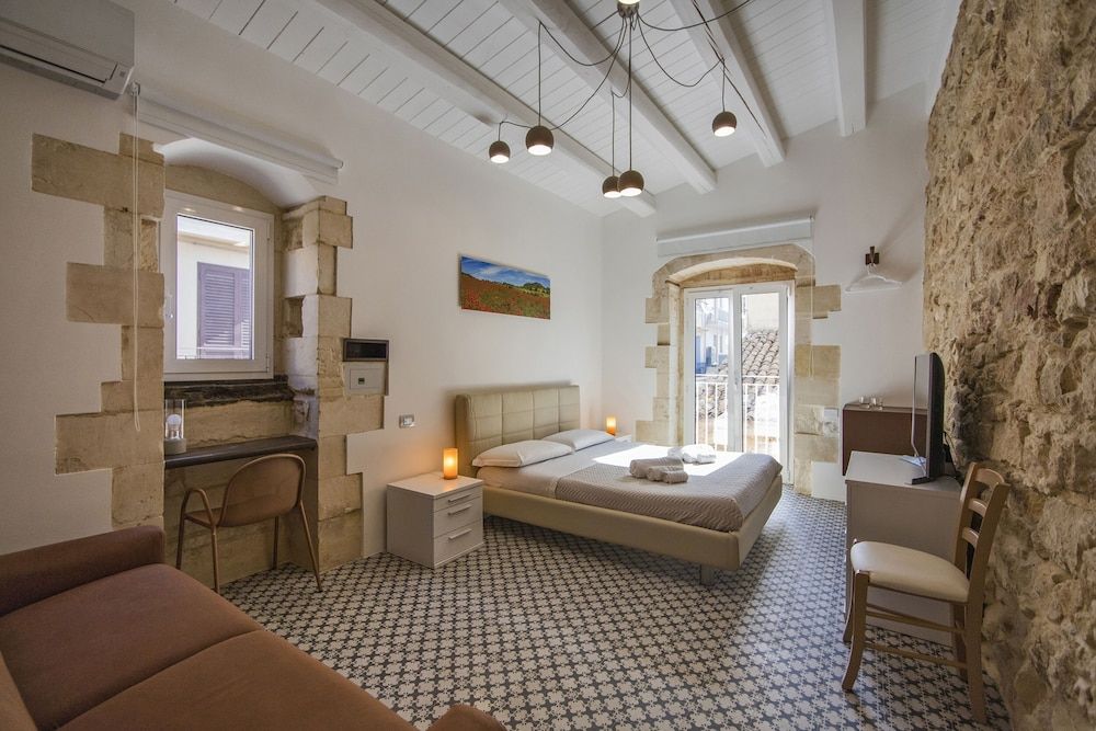 B&B Bianco E Blu 1