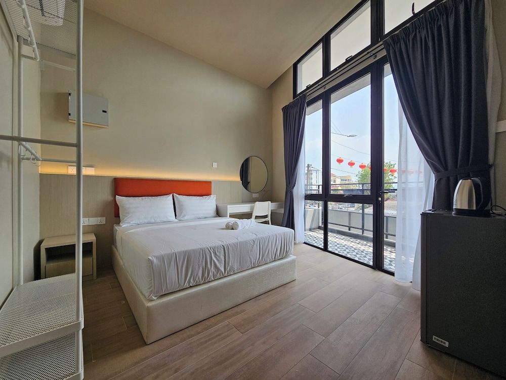 Swettenham Room at Weld Quay Georgetown 1