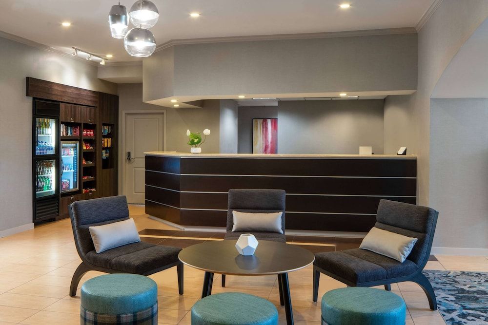 Sonesta ES Suites Fairfax Fair Lakes 2