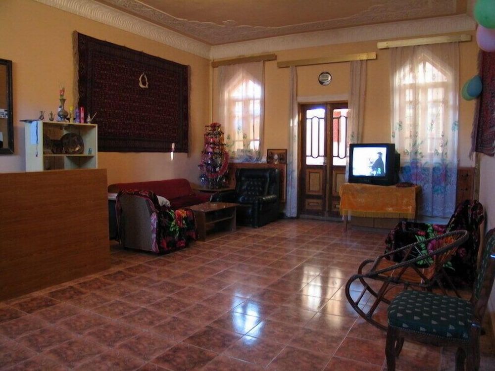 Islambek Hotel & Travel 2